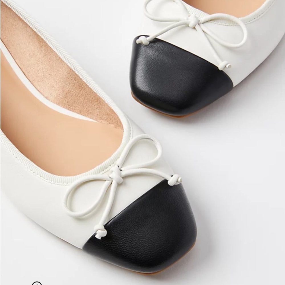 Cap Toe Ballet Flats Black and White
